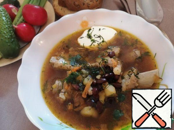 Our soup is ready, pour on plates, add sour cream.
Enjoy your meal!