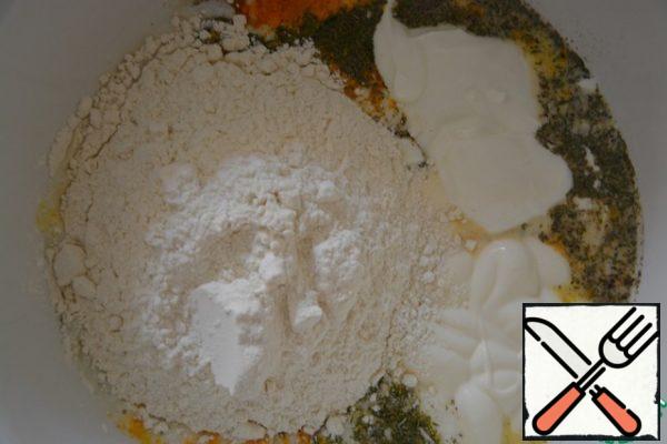 Prepare the dough. In a bowl, whisk 3 eggs. Add sour cream, mayonnaise, dill, turmeric (for color), salt to taste and flour. Whisk with a blender (or whisk with a whisk with your hands).