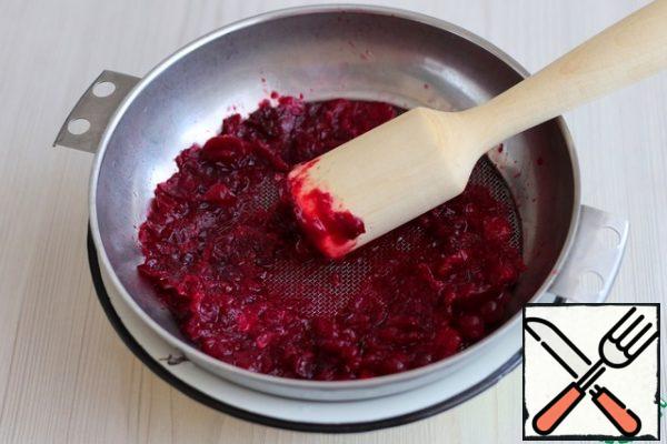 Rub the cranberries (1 cup) through a metal sieve.