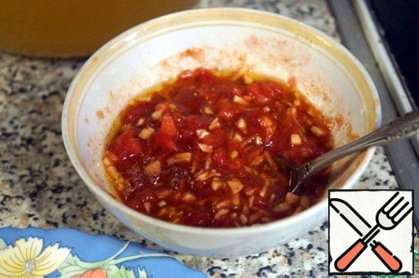 Mix the tomato concasse, garlic, olive oil, balsamic vinegar.