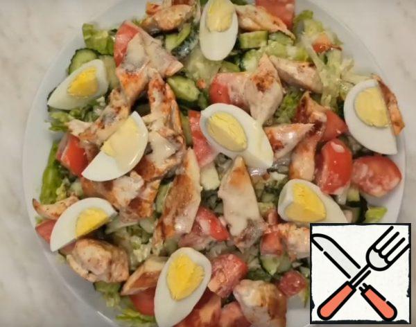 Our salad is ready!