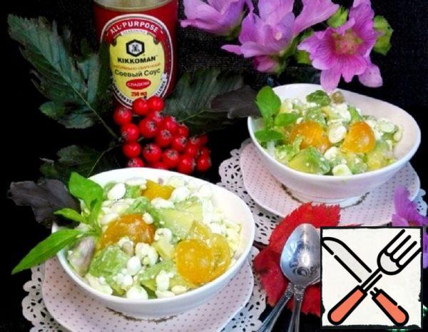 Salad with Avocado and Cottage Cheese Recipe
