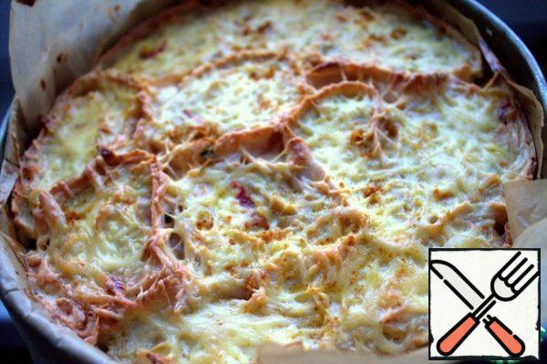 We bake for another 10-15 minutes. Leave in the oven turned off, do not cut immediately.