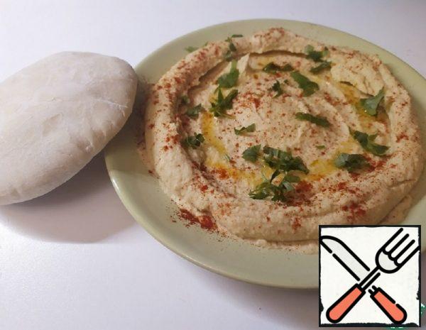 Hummus with Pita Bread Recipe