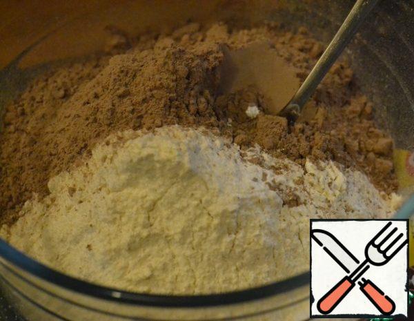 In a bowl, mix the flour, powdered sugar, baking powder, pudding and salt.