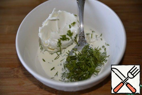 Mix cottage cheese, cream and chopped dill.