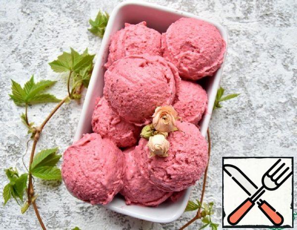 Strawberry Ice Cream with Rose Syrup Recipe