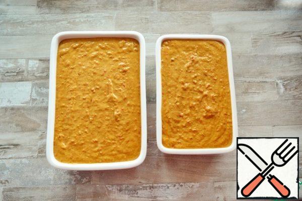 Spread the mixture into ceramic molds. This volume of products fits perfectly in two forms measuring 21*14 cm and 19*12 cm.Place in a cold oven, set the temperature to 120-130°C and cook for 1.5 hours. Then turn off the oven and leave in it for another 30-40 minutes.