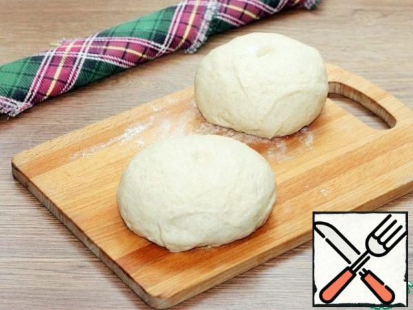 Divide the dough into 2 parts.