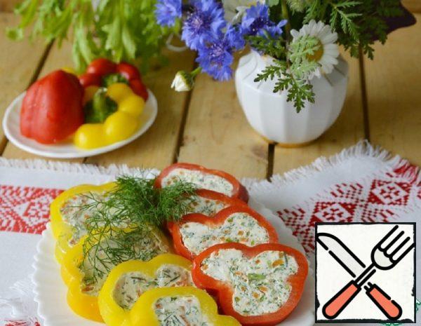 Pepper stuffed with Curd Cheese and Carrots Recipe