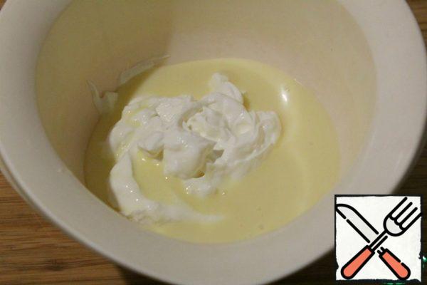 Beat the yogurt and condensed milk with a mixer.
If the yogurt is liquid and not greasy, then the ice cream will look more like sorbet.