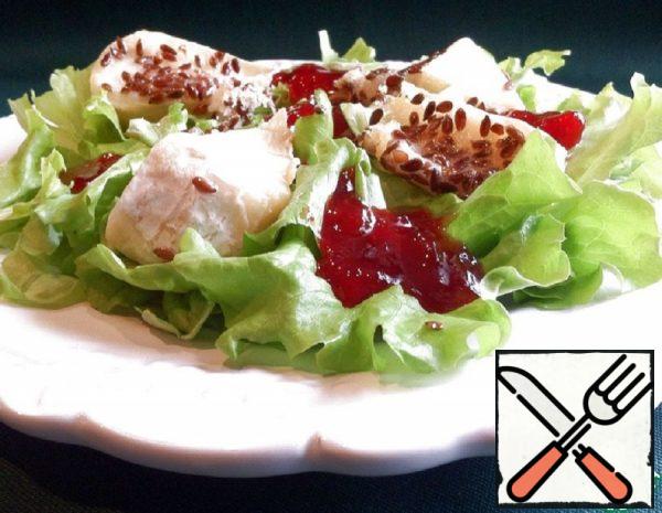 Green Salad with Camembert and Lingonberry Sauce Recipe