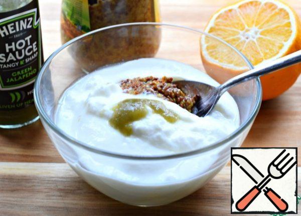 Mix for dressing natural yogurt, lemon juice, grainy mustard (can be replaced with regular, 1/2 tsp) and any hot sauce.
Or you can fill the salad with ordinary sour cream or mayonnaise.