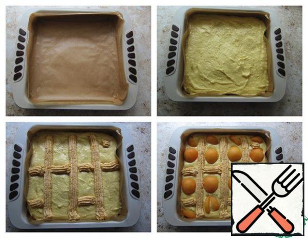 Form for baking 23x24 cm cover with paper, pour the dough, flatten, put the curd layer and apricot halves. At the request of the apricots you can grease with butter and sprinkle with sugar. Bake in a preheated oven to 180 C until ready (test for a dry ray).