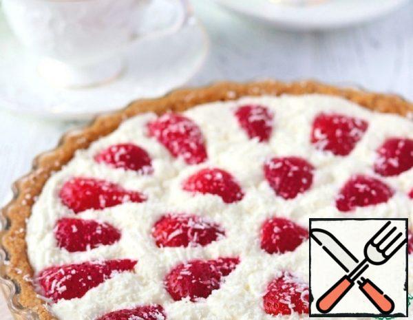 Almond Tart with Strawberries and Cream Recipe