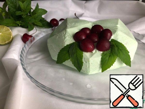 The finished cake is taken out of the freezer and removed form. Decorate as desired. Before serving, keep the cake in the refrigerator!