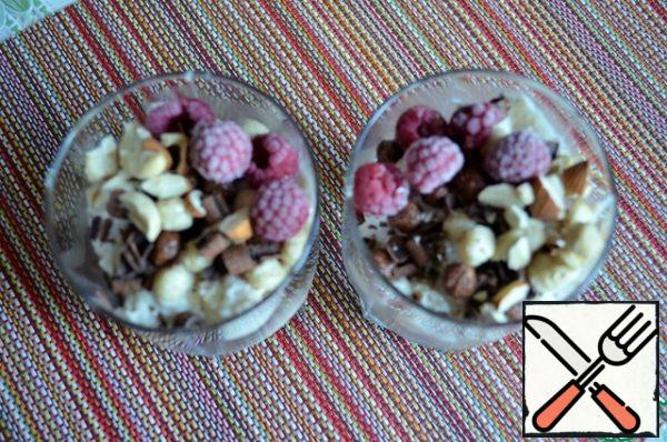 Again 1.5 tbsp weight, it is raspberries, nuts, chocolate chips.