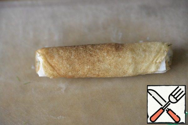 Wrap tightly in a roll, put in the freezer for 20 minutes.