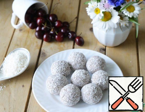 Useful Sweets from Cottage Cheese with Berries Recipe