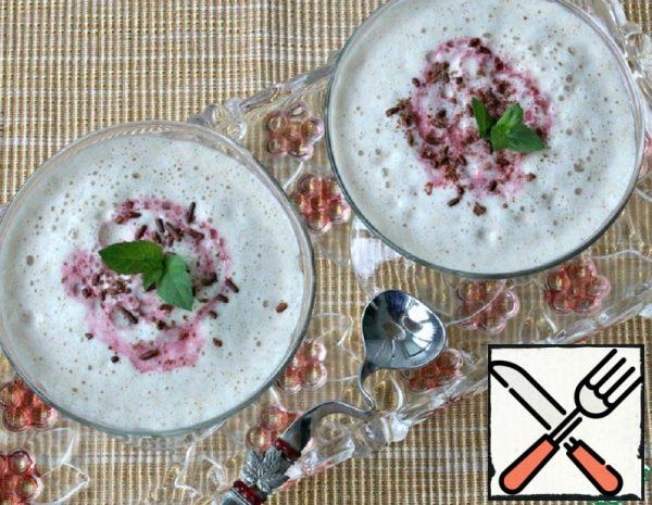 Cold Drink "A La Glasse" with Berry Juice Recipe