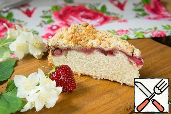 Pie with Champagne, Strawberries and Streusel Recipe