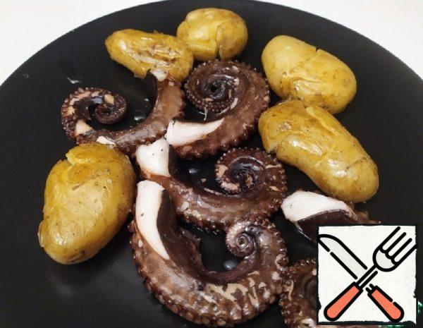 Octopus in Oil in Portuguese Recipe