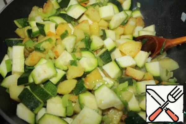 Then add the zucchini and fry for about 6 minutes more.