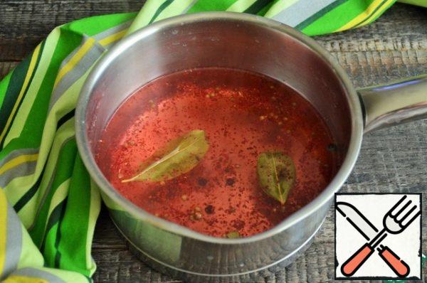 The time is indicated without marinating.
Fill the cabbage with cold water and salt, this is to remove bugs/spiders, for 15 minutes. Then carefully wash and disassemble the inflorescences.