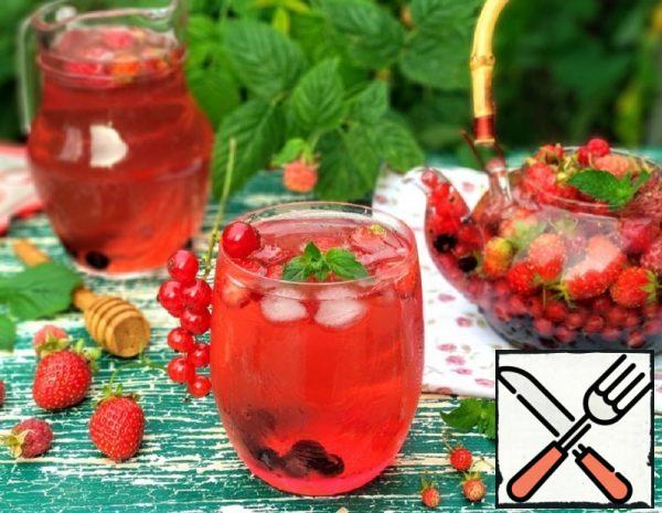 Cold Tea "Berry mix" Recipe