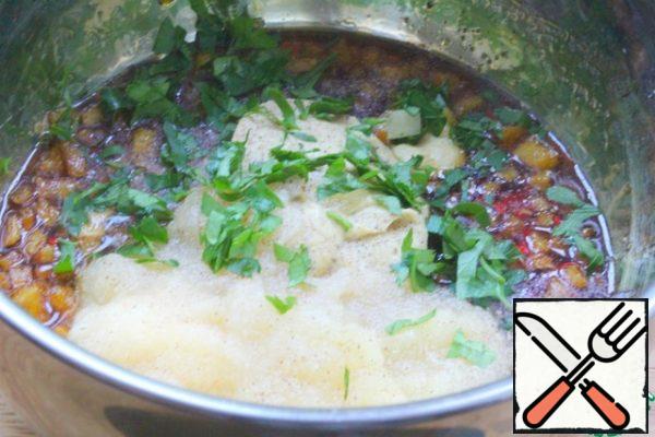 Remove from heat.
Add mustard, salt, pepper, applesauce, and chopped parsley leaves.