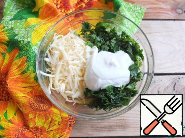 Fill with sour cream.