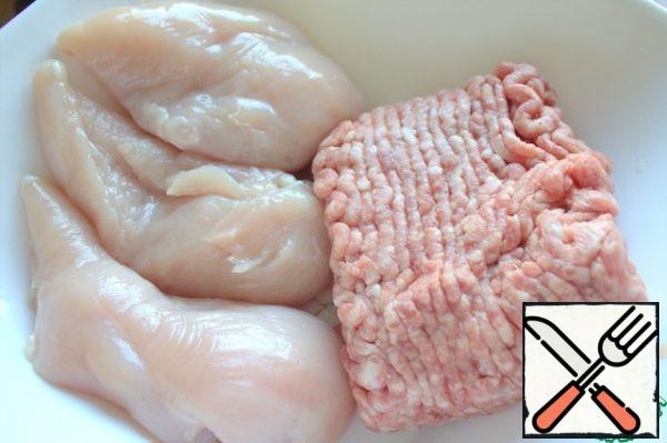 Take any set of meat. I had a package of fillets and a pack of minced meat.