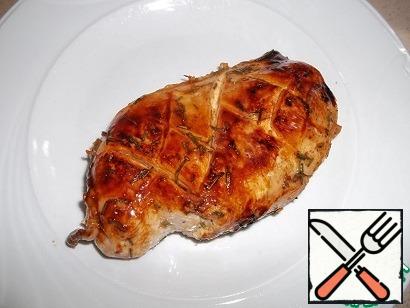 Here is such a chicken should turn out, with a light brown crust and soft inside.