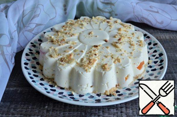 Garnish with chopped peanuts and serve.