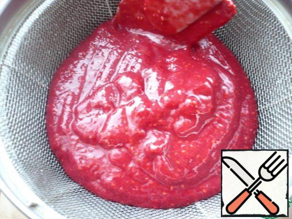 RUB the raspberry puree through a sieve (I still have bones after wiping).
