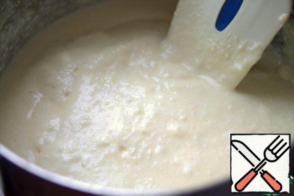 Put on a small fire in a pot with a thick bottom. Constantly stir to avoid burning. At first, the curd melted and the mass was liquid, I think it depends on the quality of the curd.