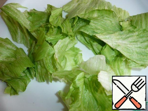 Pick a lettuce leaf.