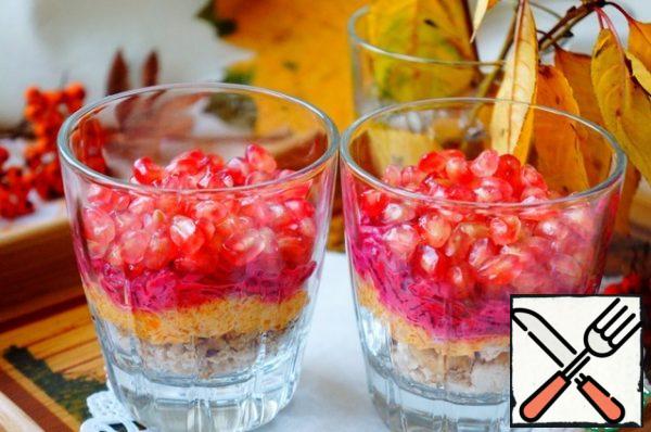 I know that this is a very famous dish and everyone makes it differently.
I like to cook this way.
This time I added a piece of baked pumpkin and did not lose - it turned out delicious and very autumn!
