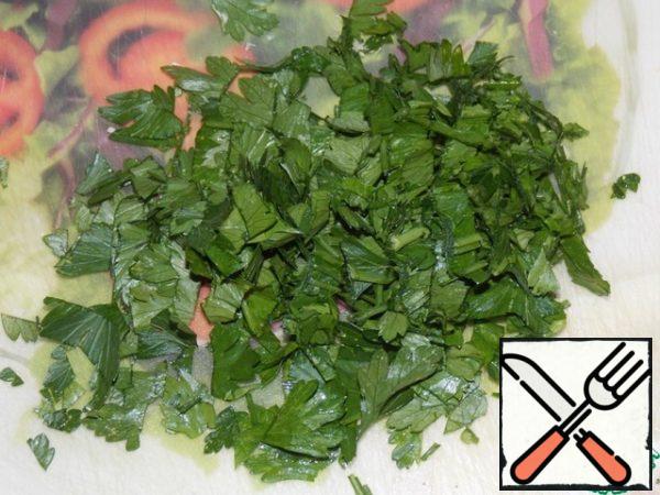 Chop the parsley.
