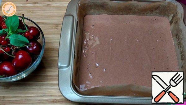 Bake at a temperature of 180 degrees, 20-25 minutes in the form of 21x21 cm.