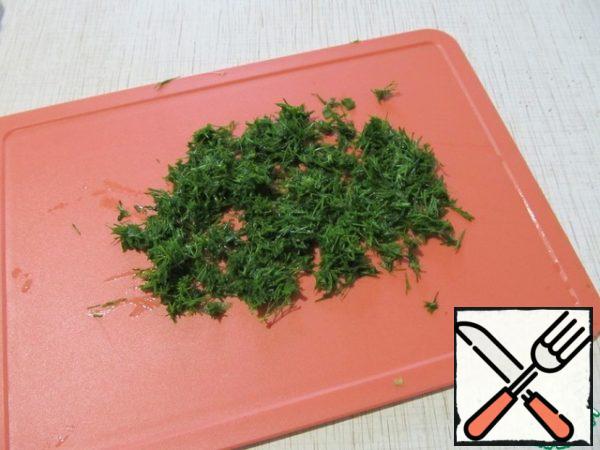 Finely chop the dill.