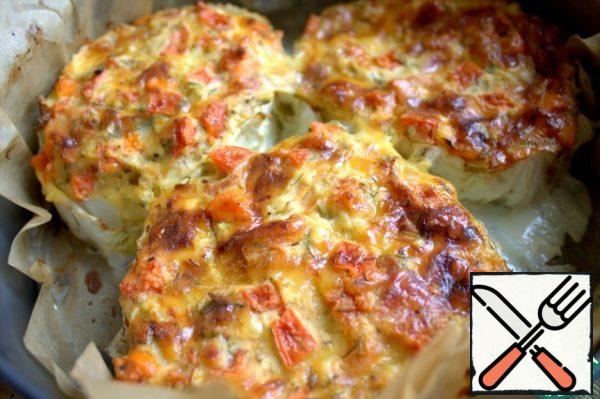 I baked for 40 minutes at a moderate temperature-175*. If you want to leave the cabbage a little crispy, then take it out earlier.