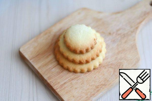 To assemble the cookies.