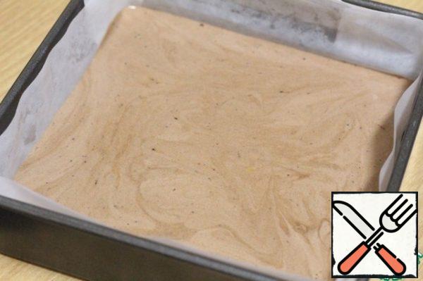 Cover the baking tray with parchment. Put the dough on the parchment. Bake the sponge cake in the oven for 20-25 minutes at 165 ℃.