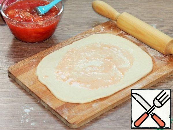 Roll out each bun. A little grease with plum filling.