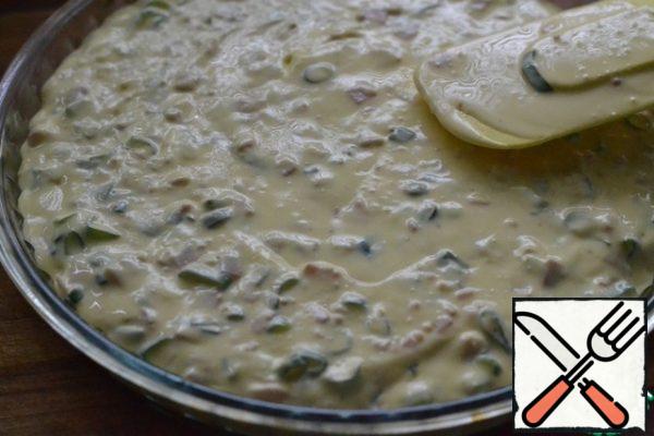 Form with the base for the cheesecake to get out of the oven, grease the sides of the form with oil.
Pour the filling on the hot base for the cheesecake, flatten with a spatula.
Bake the cheesecake in a preheated oven at 180g for 55-60 minutes.