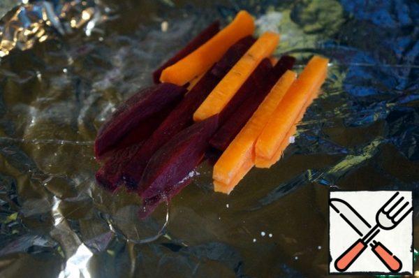 Top with beetroot and carrot sticks-6-8 pieces per serving.