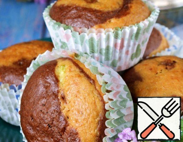 Two-Color Cupcakes with Zucchini Recipe