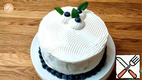 Put it in the refrigerator. Align with cream. Decorate. Serve