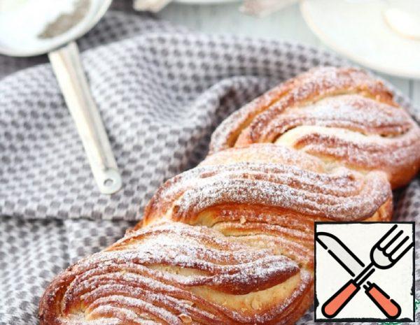 Cottage Cheese Plait with Sugar and Nuts Recipe